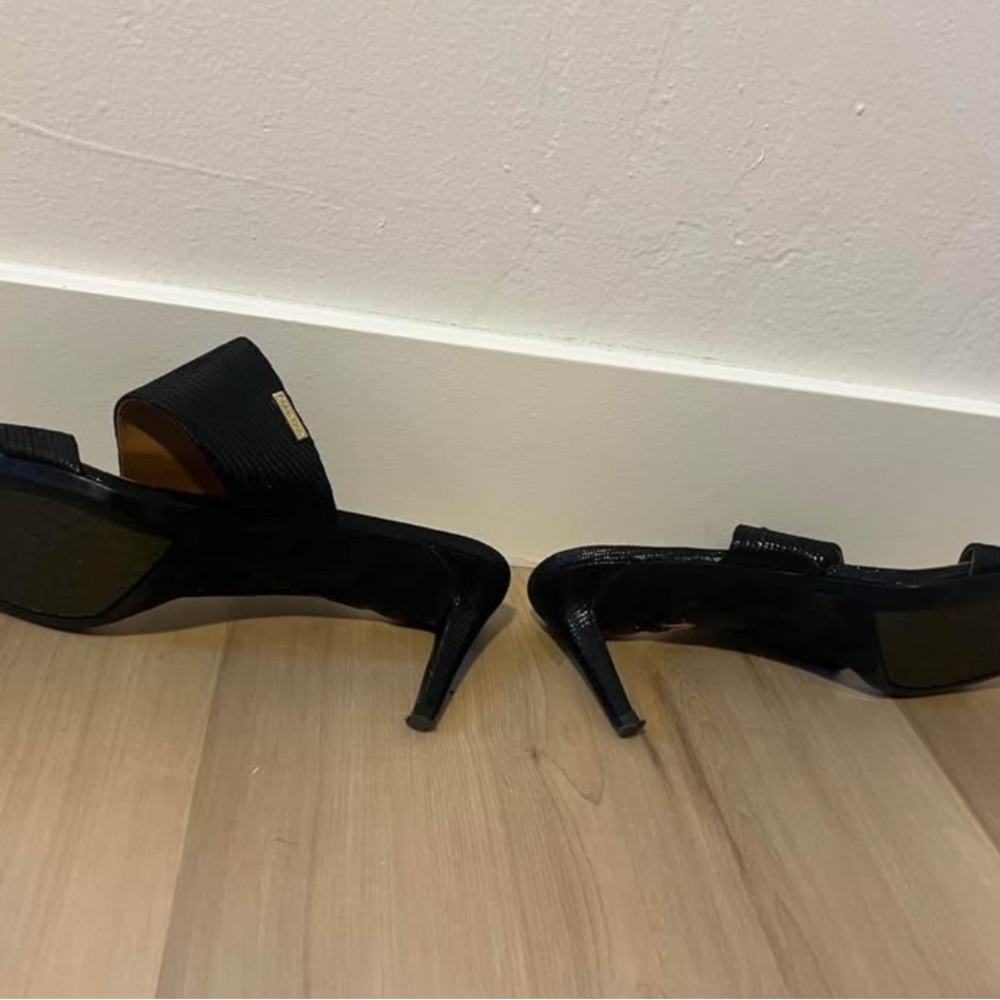 Calvin Klein Black Textured Heeled sandals – Size 9 - Picture 3 of 3